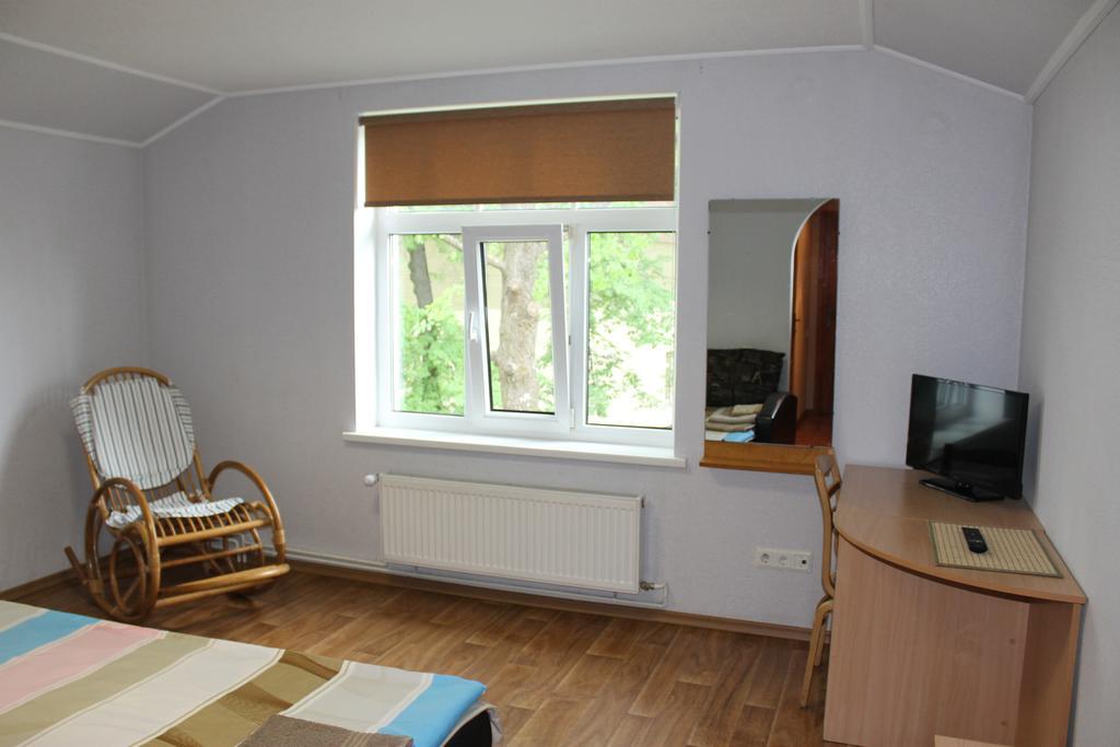 Latvijas Sarkana Krusta Viesnica Rēzekne Kamer foto